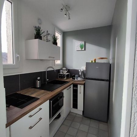 Studio Meuble Classe 2 Etoiles - 30M² Греу-ле-Бэн Экстерьер фото